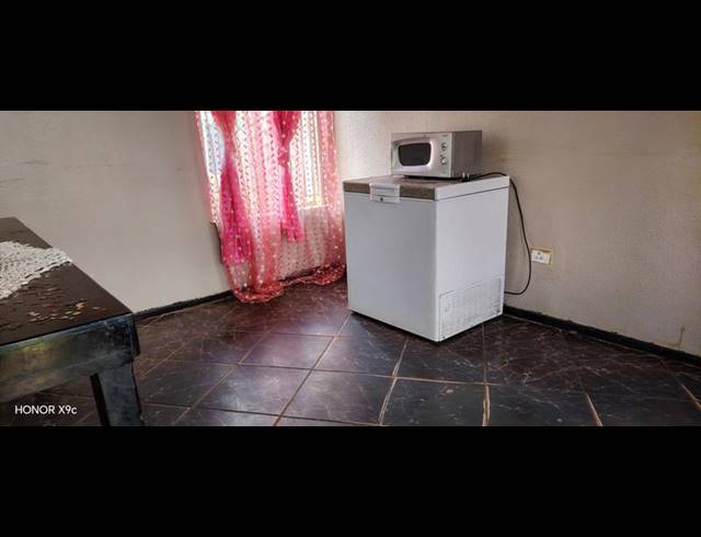 3 BEDROOM HOUSE FOR SALE IN KAGISO